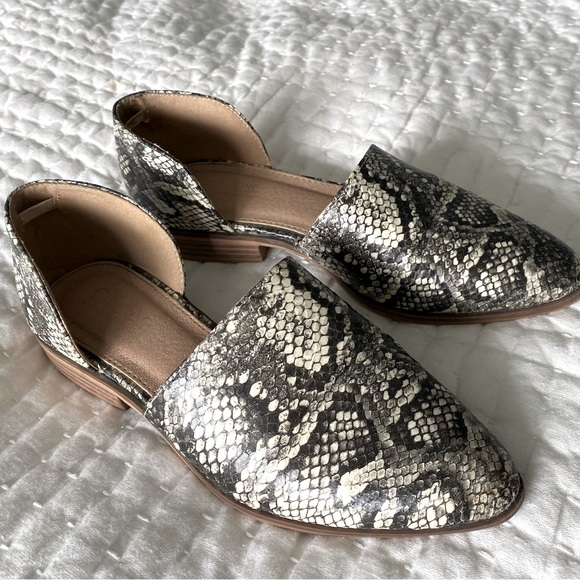 Catherine Malandrino Alaney Snakeskin Print D'orsay Flats Size 7 - Picture 4 of 6